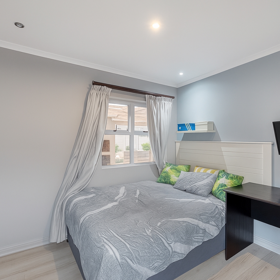 To Let 3 Bedroom Property for Rent in Sunningdale Western Cape